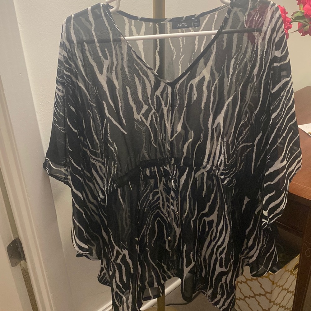 Zebra Print Pool & Beach Cover Up Size Medium